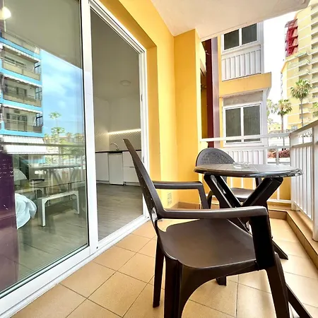 Cozy Reformed Studio, Wifi, Pool, Near The Beach In Lejlighed *